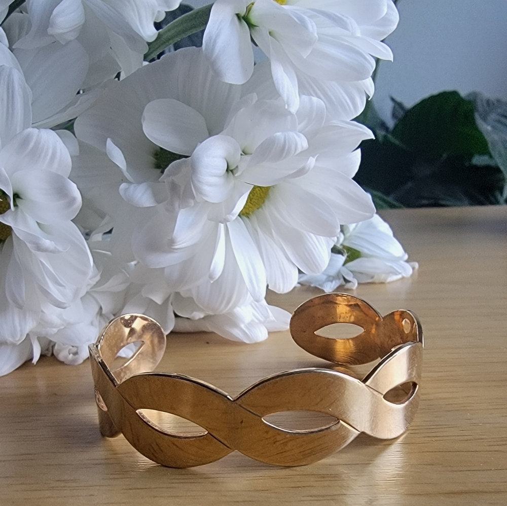 Elegant Gold-Toned Women's Cuff Bracelet